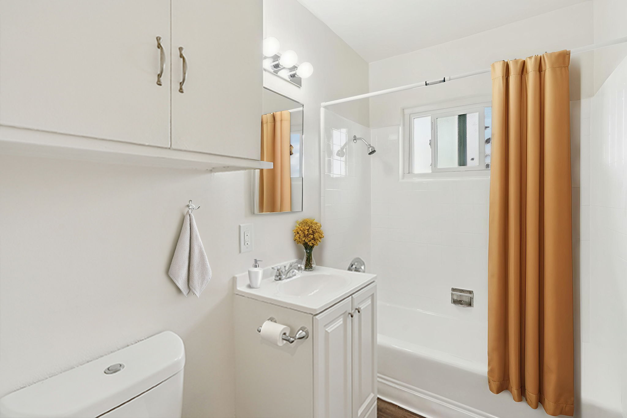 Crenshaw Manor Image 4