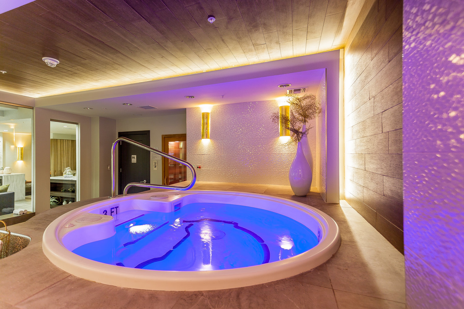 Power & Light Apartments Image 13