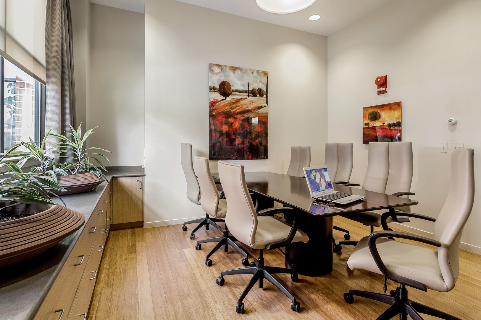 Twin Towers Image 22