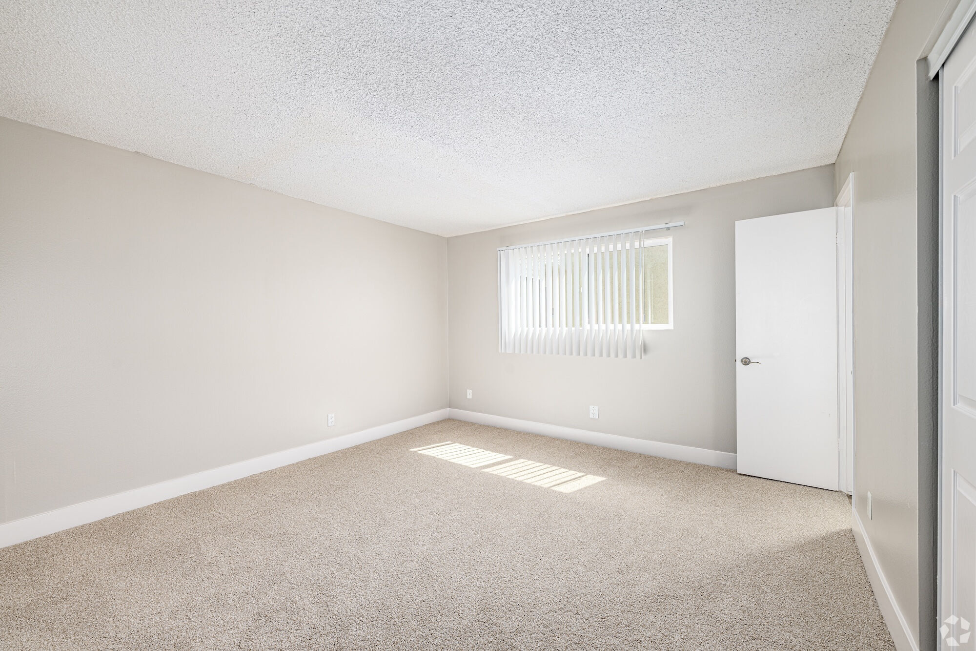 Encasa Norwalk Image 4