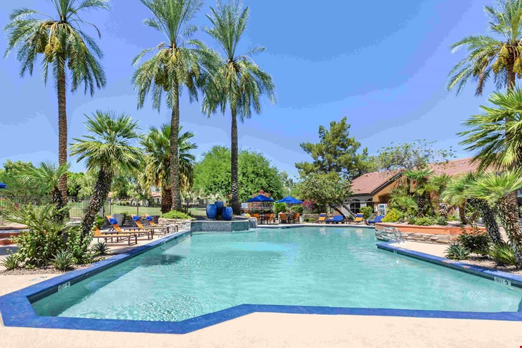 Carlyle at South Mountain Apartments OLD Image 25