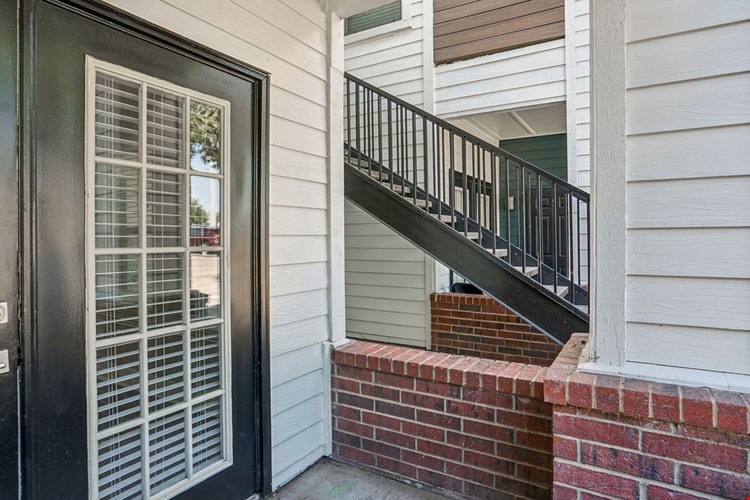 Larkin Apartment Homes Image 78