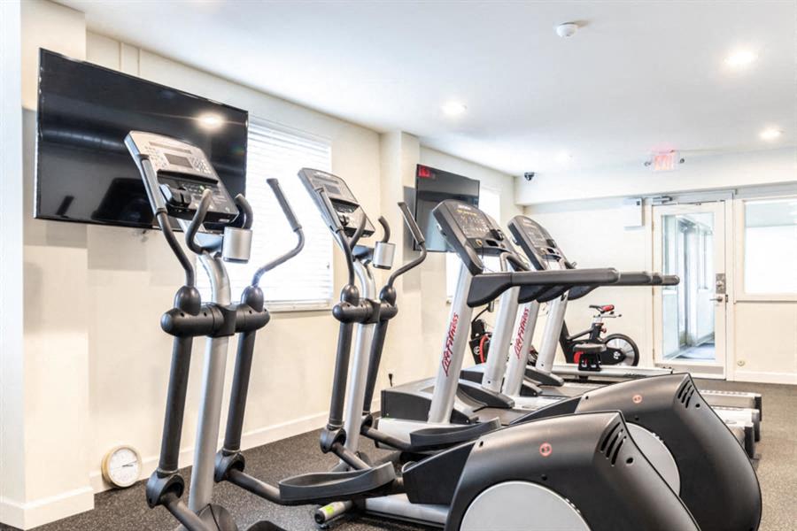 Park Clayton Image 17