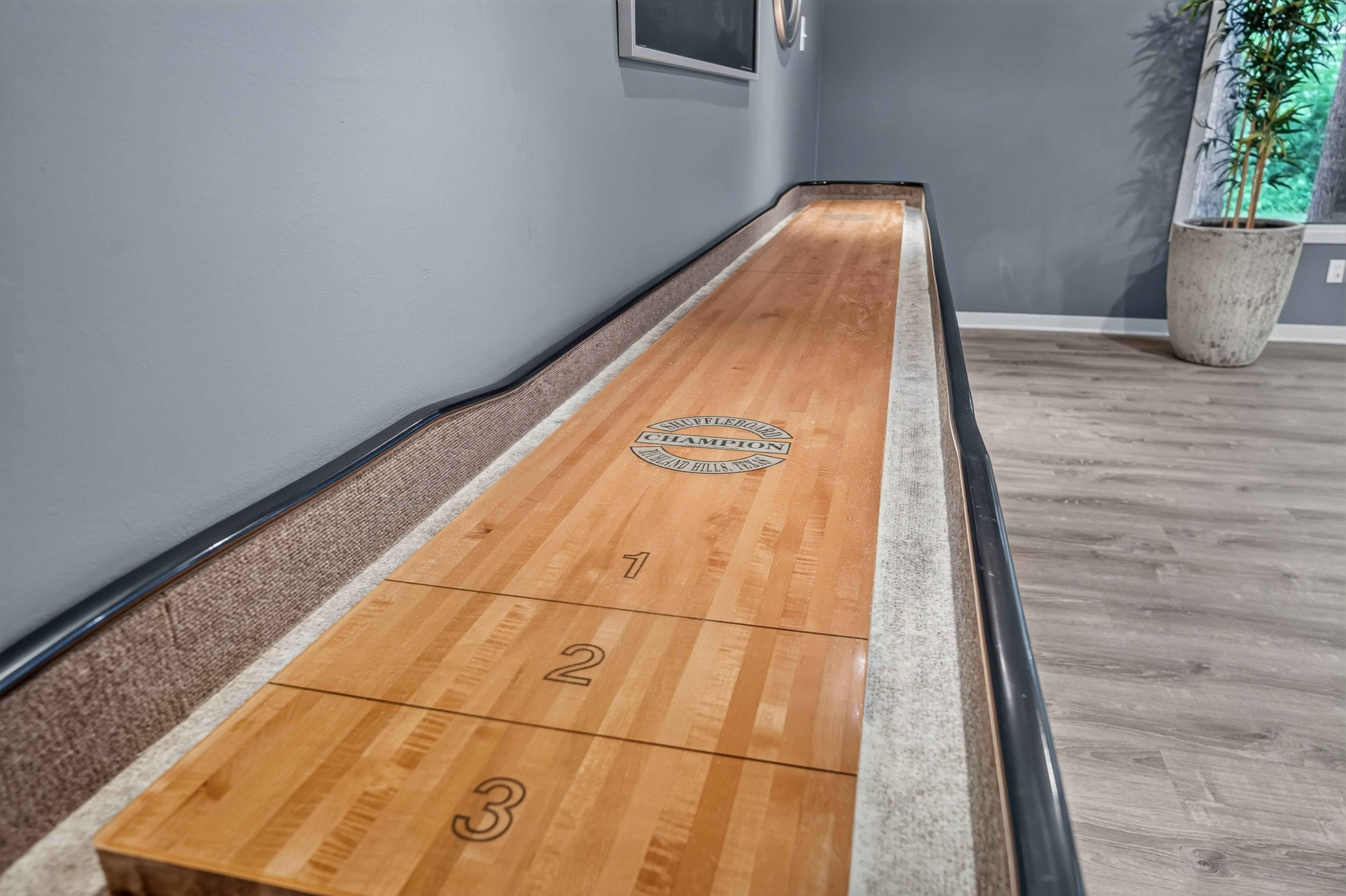 Game room at Eastwood Village Apartments in Clinton Township, MI.