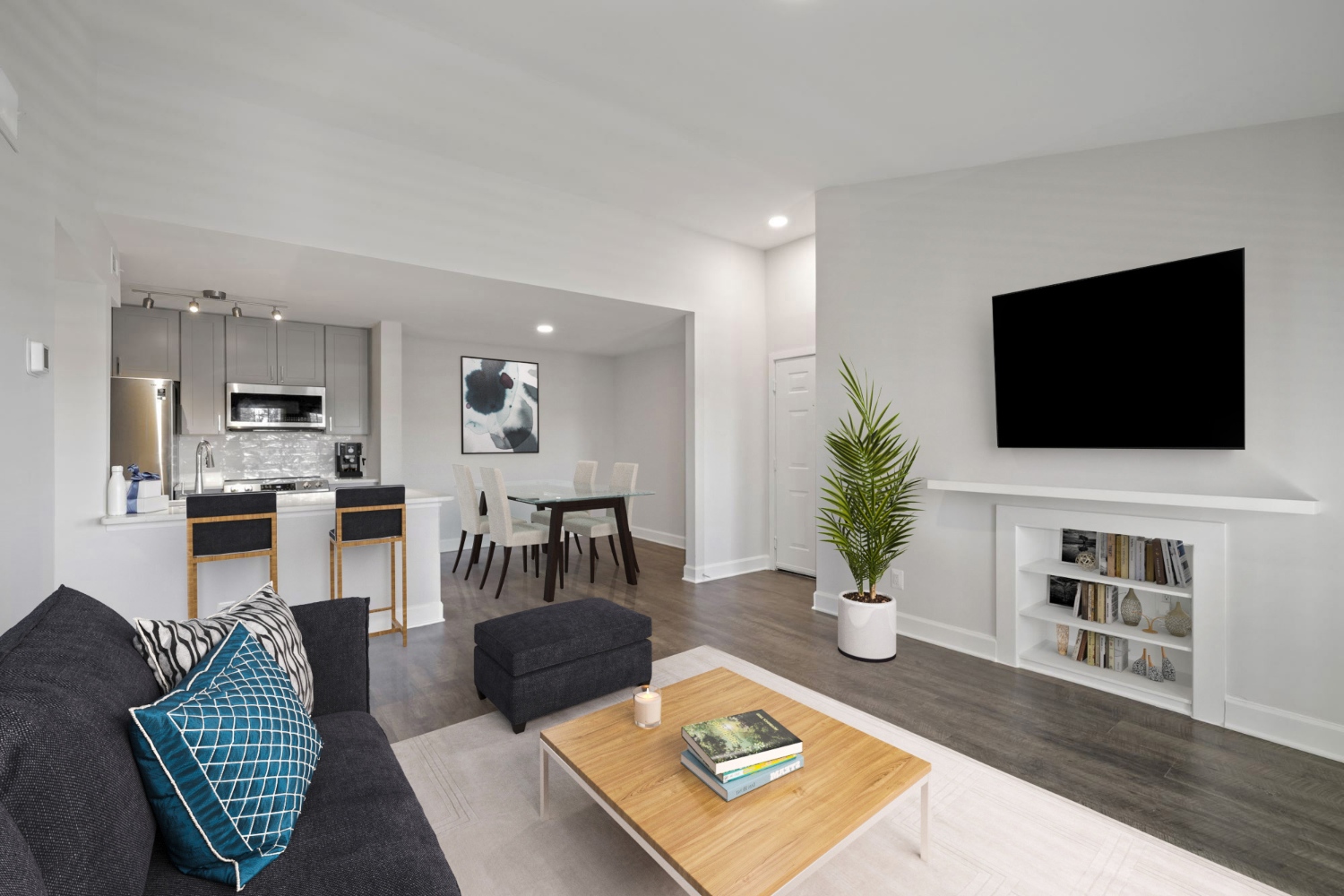 Lakeside Apartments Image 35