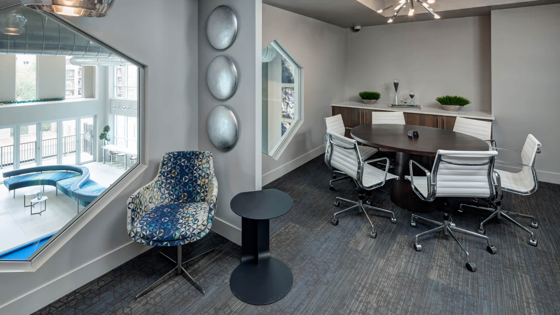 Radius Uptown Image 31