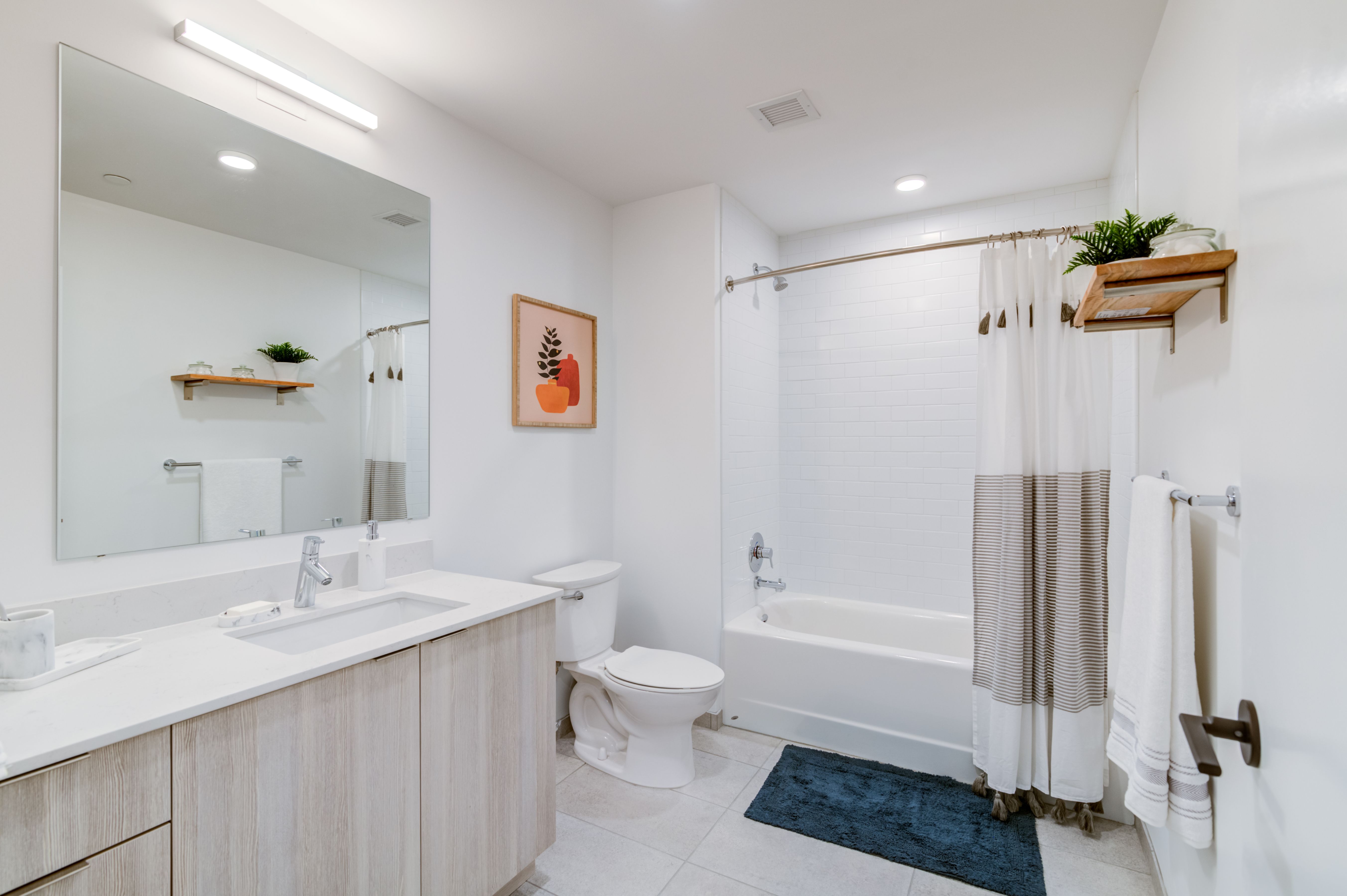 One Cathedral Square Image 44