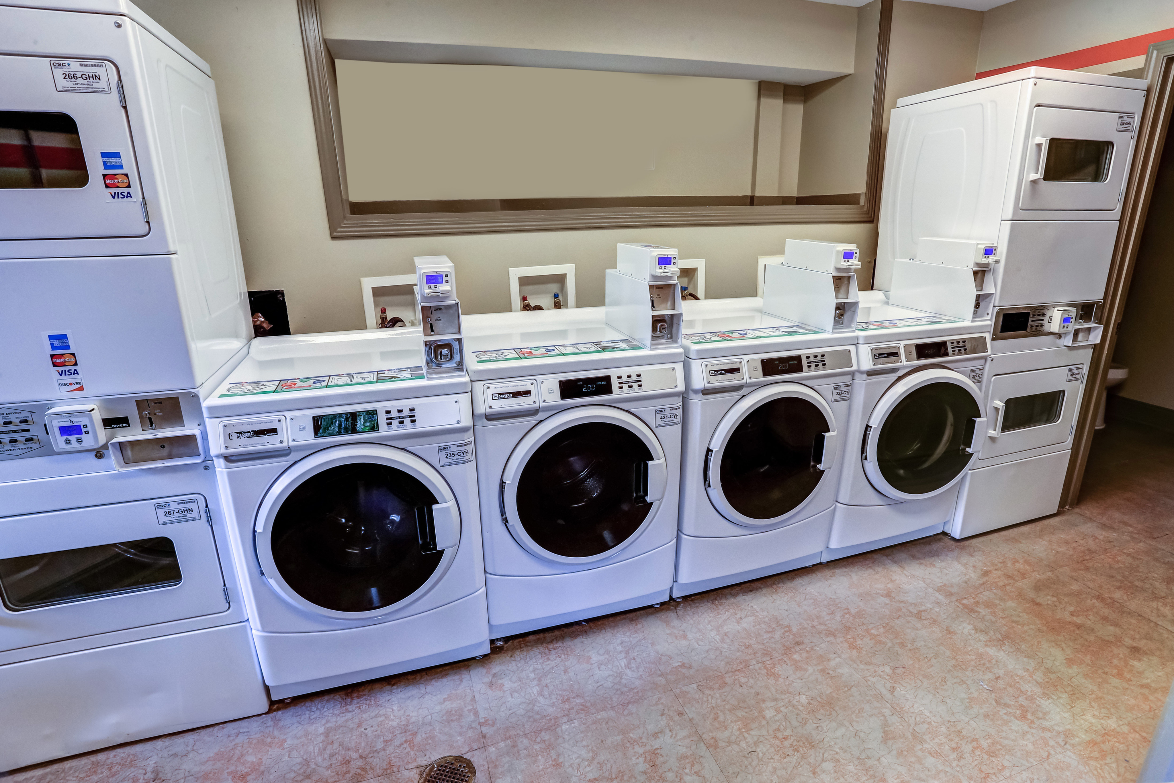 700 Riverchase Apartments Image 13