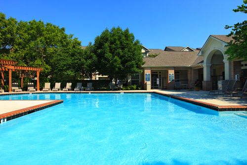 Crowne Chase Image 4