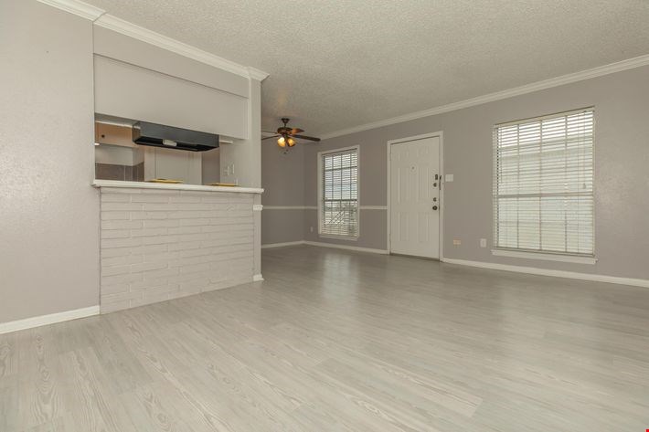 Ocean Palms Apartments Image 5