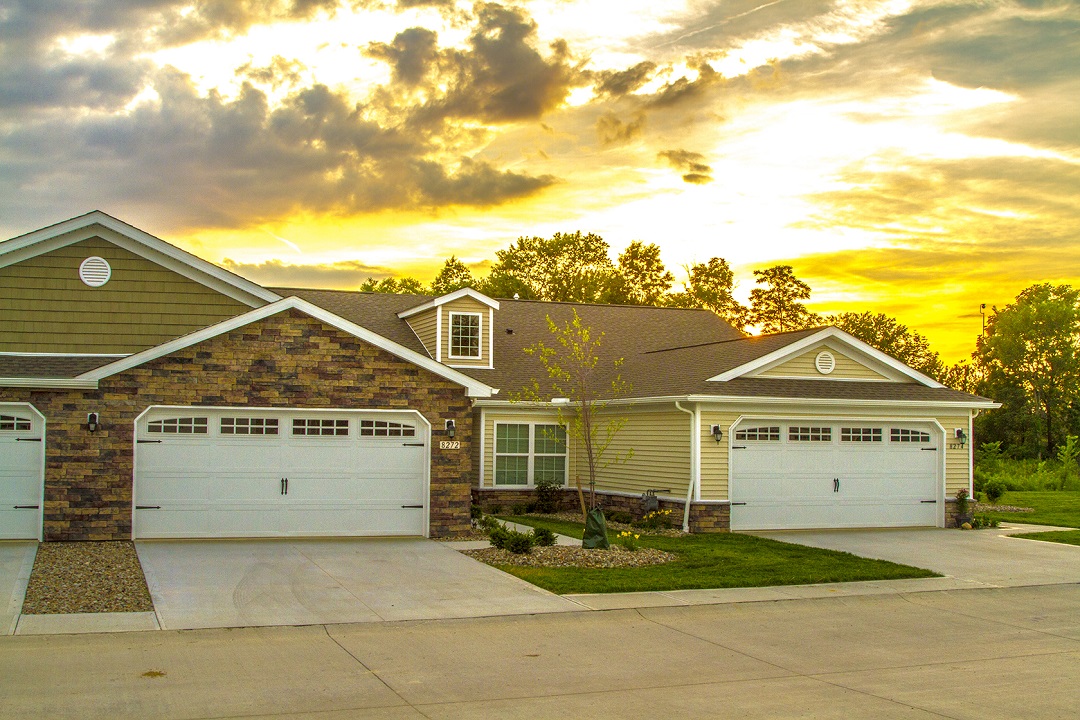 Redwood Westfield Myra Way Image 1