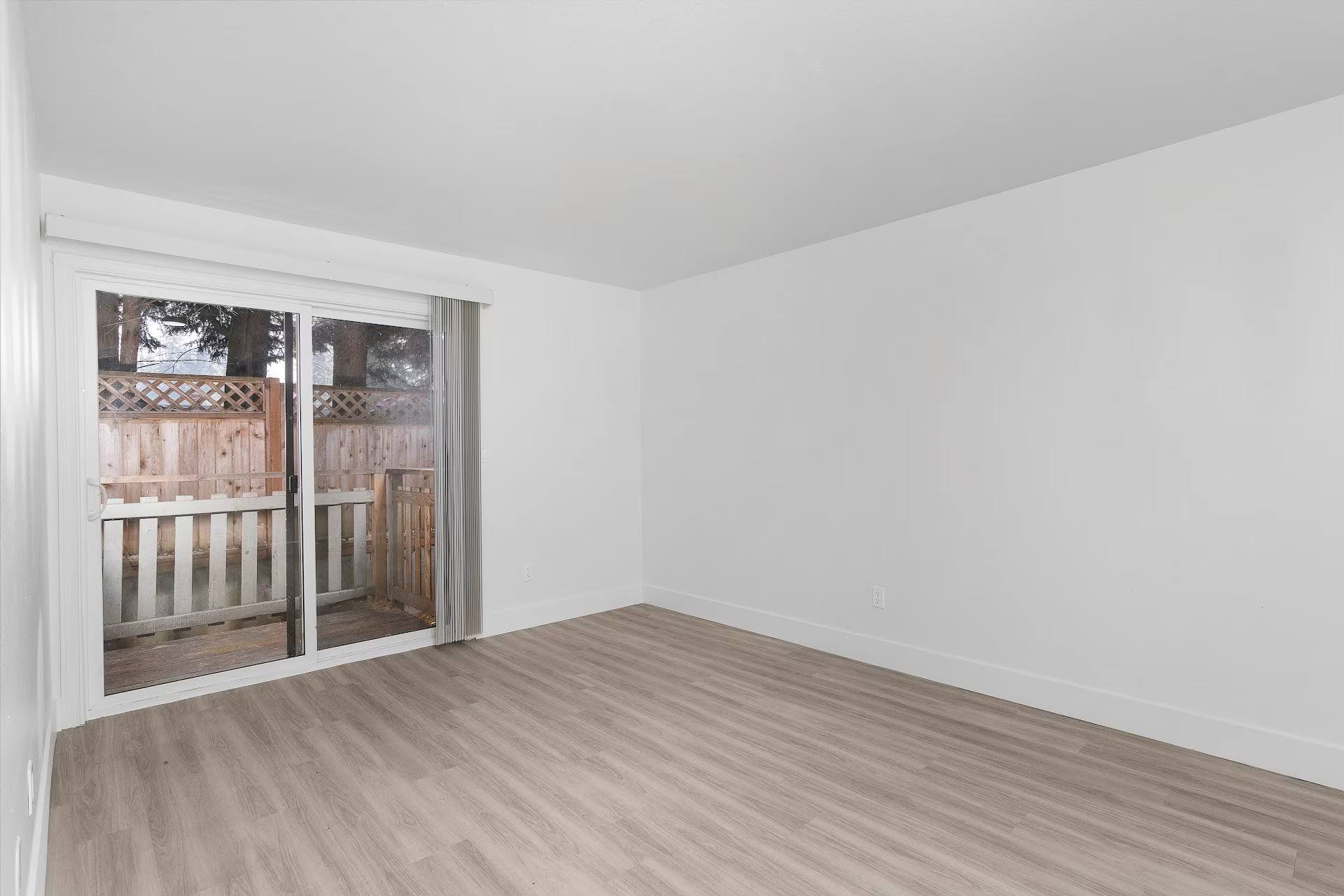 The Rosewood Apartments Image 12