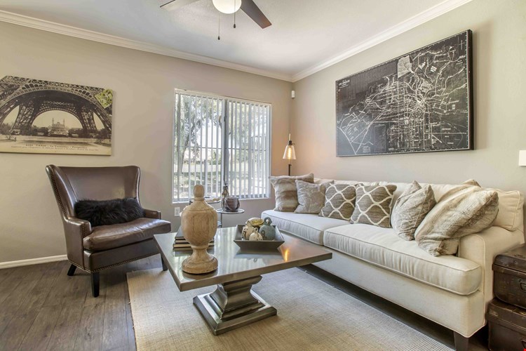 Carlyle at South Mountain Apartments OLD Image 24