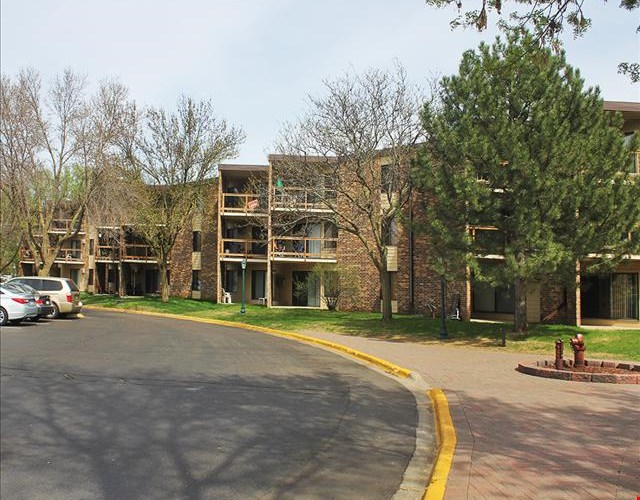 Apartments At Dahcotah View Burnsville Apartments At Dahcotah View Burnsville