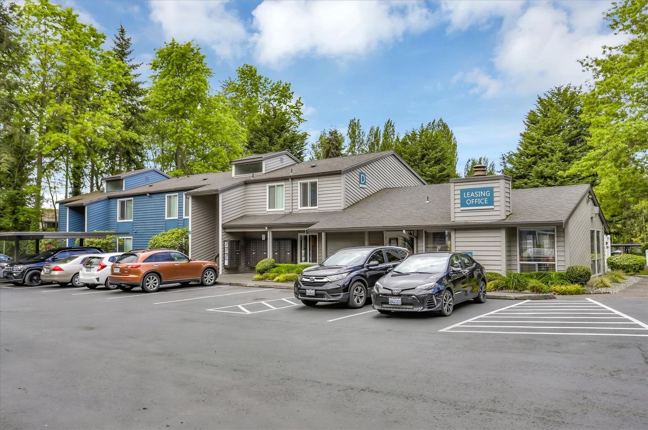 Chelsea by the Bay Image 22