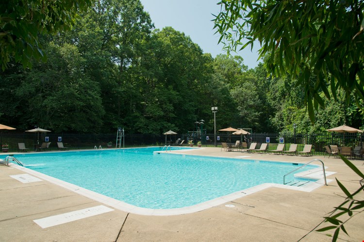 Crystal Woods Image 1