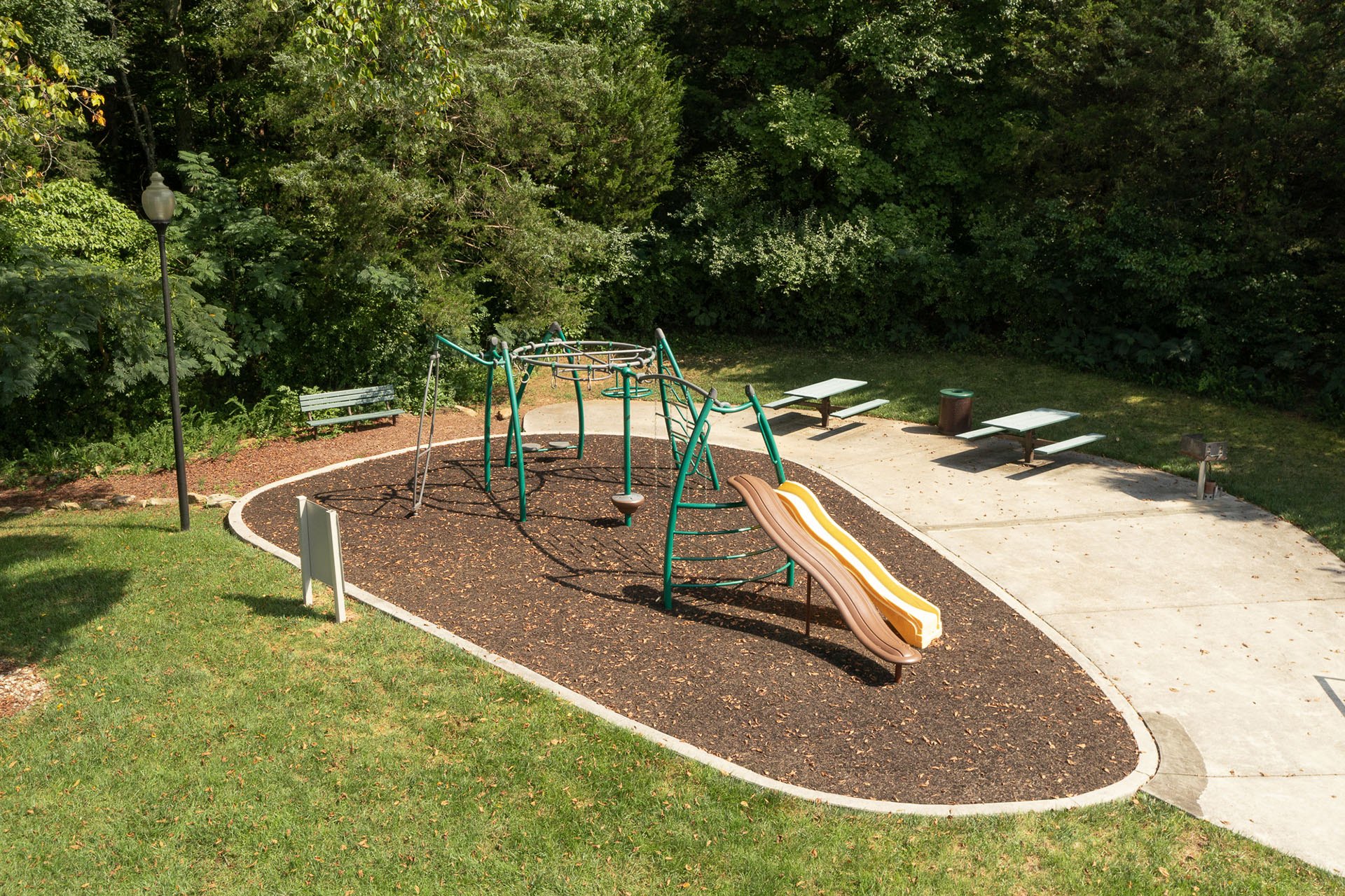 Vintage Creekwood Park Apartments Image 32