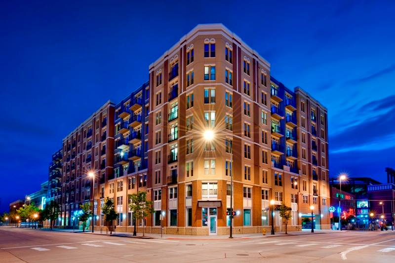 TwentyOne 01 on Market Image 1