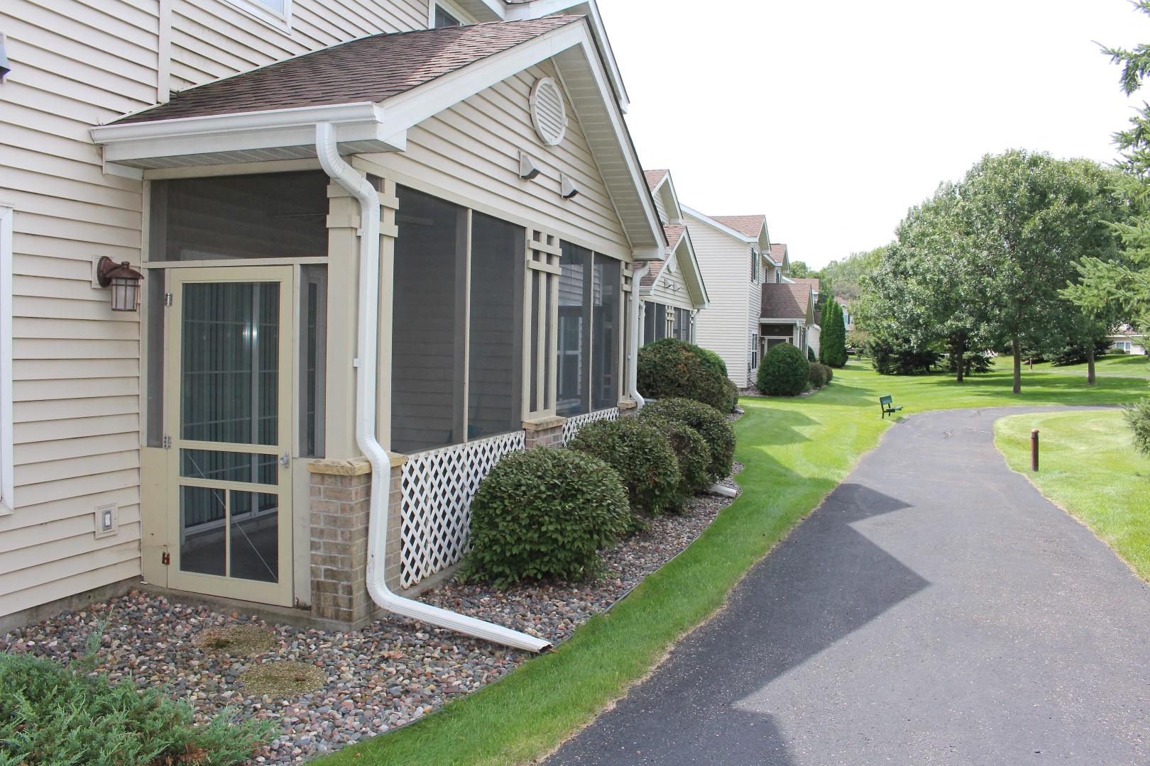 Cedar Pointe Townhomes Image 41