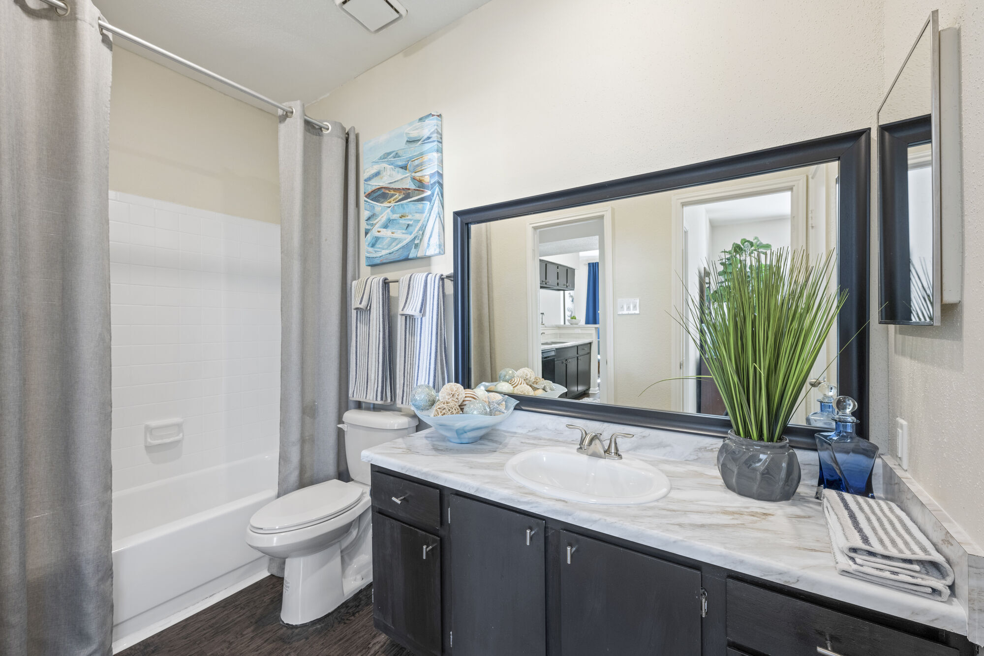 The Reston Apartments Image 14