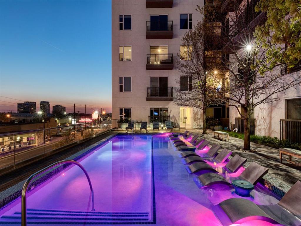 Lyra on McKinney Image 14