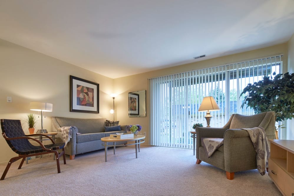 Kensington Manor Image 5