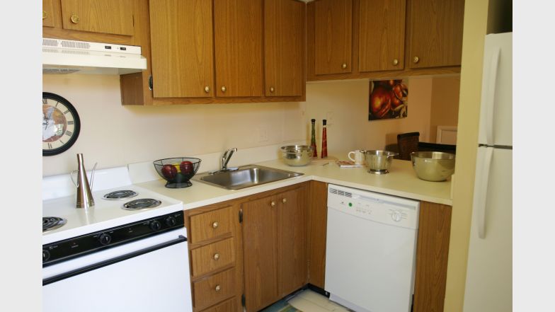 Sunrise on the Green Image 16