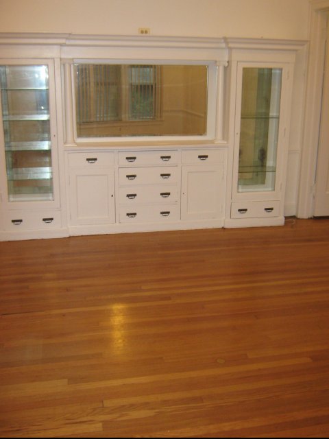 1358 E 58th Street Image 10