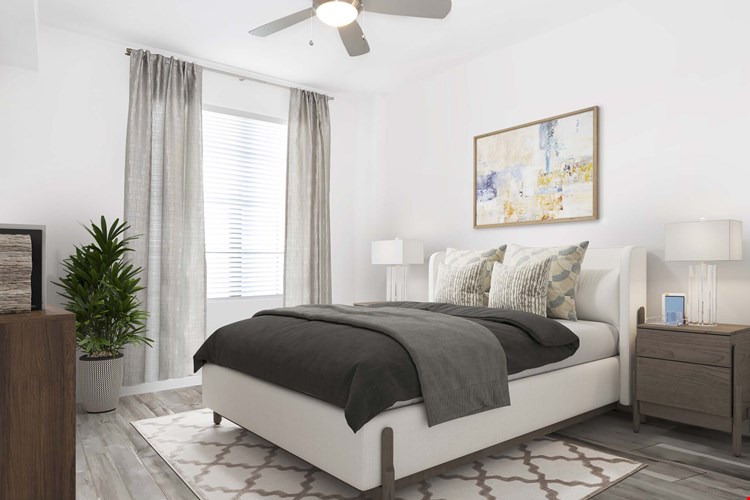 Camden Central Image 24