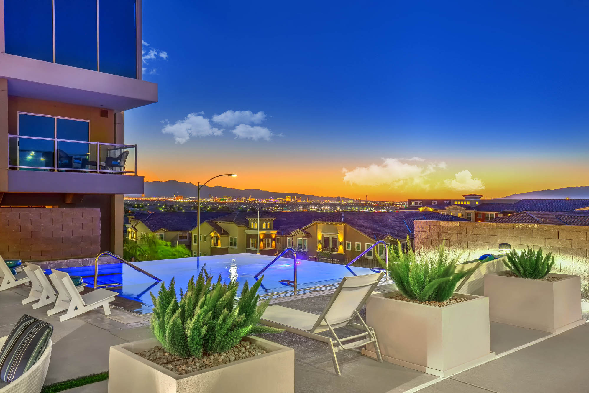 Vantage Flats & Lofts Image 4