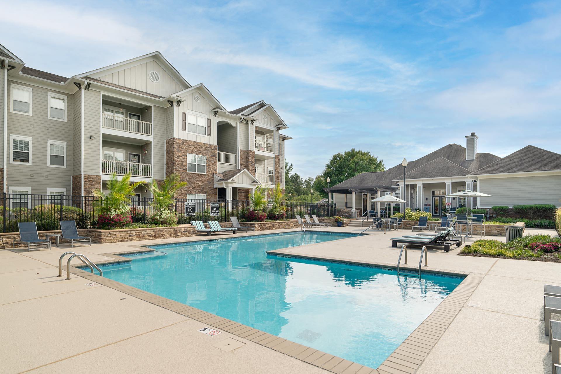 Vintage Creekwood Park Apartments Image 17