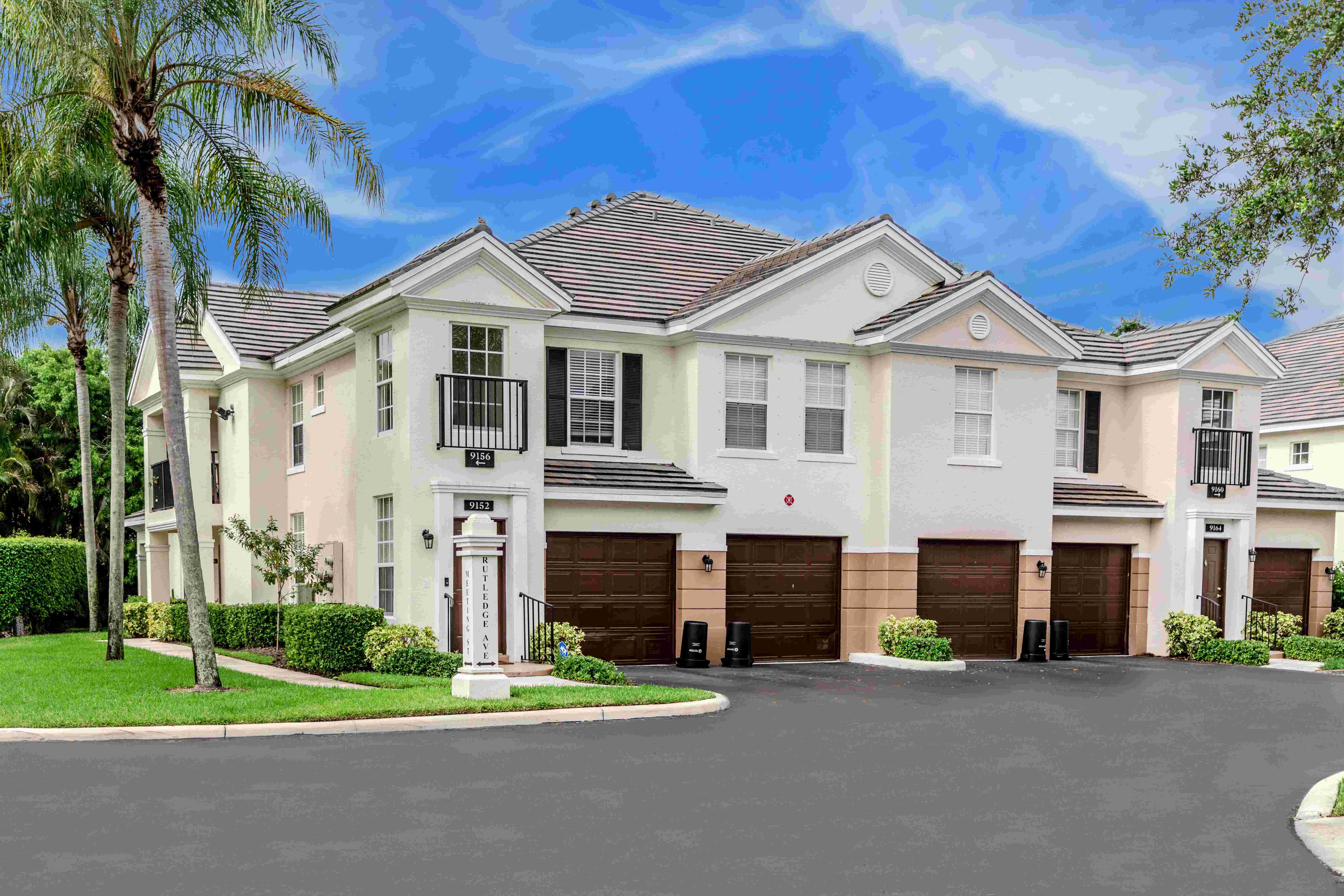 The Charleston Apartment Boca Raton