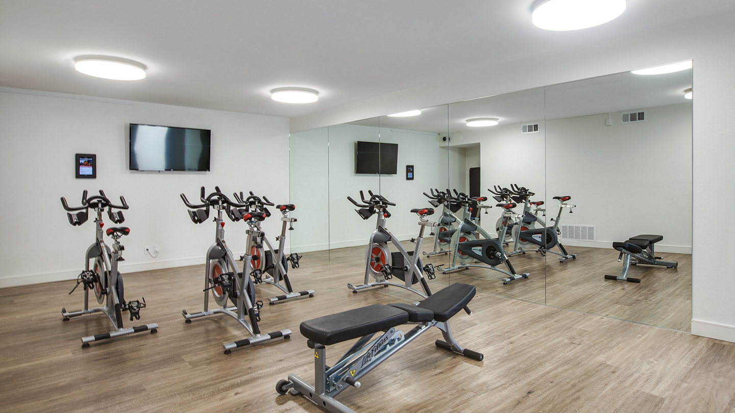 Villas of Pasadena Apartment Homes Image 4