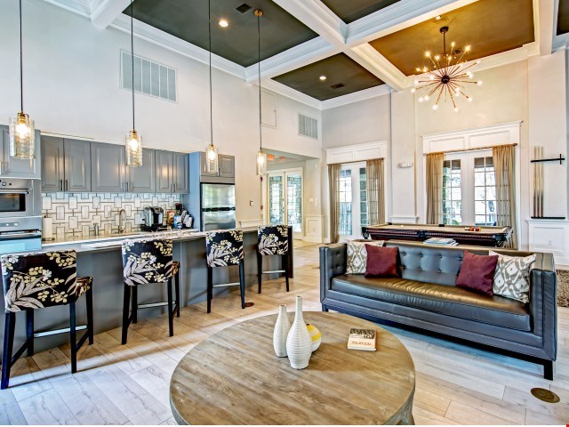 Apartments At Pavilions At Vantage Point Dallas