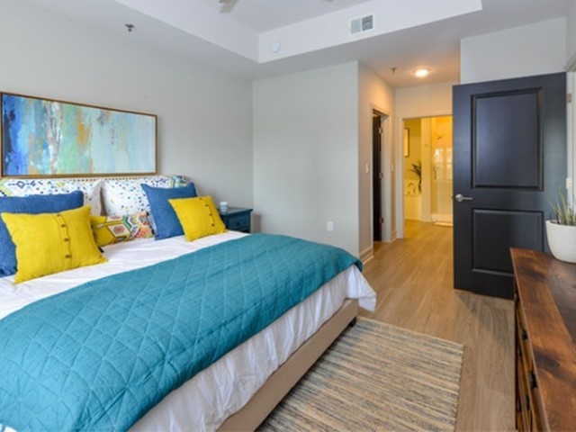 The Waterford on Piedmont Image 14