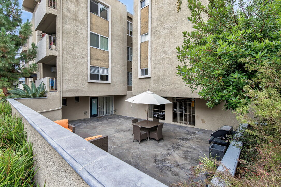 Shadow Glen Apartments Image 4