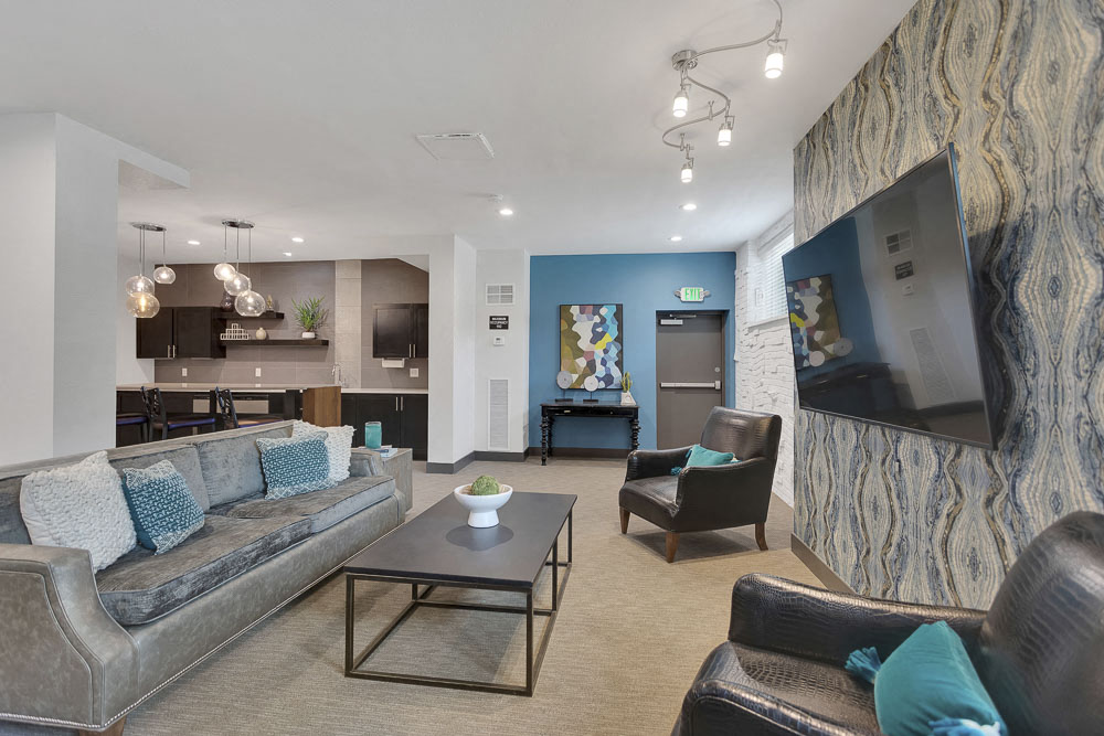 1265 Downing Image 11