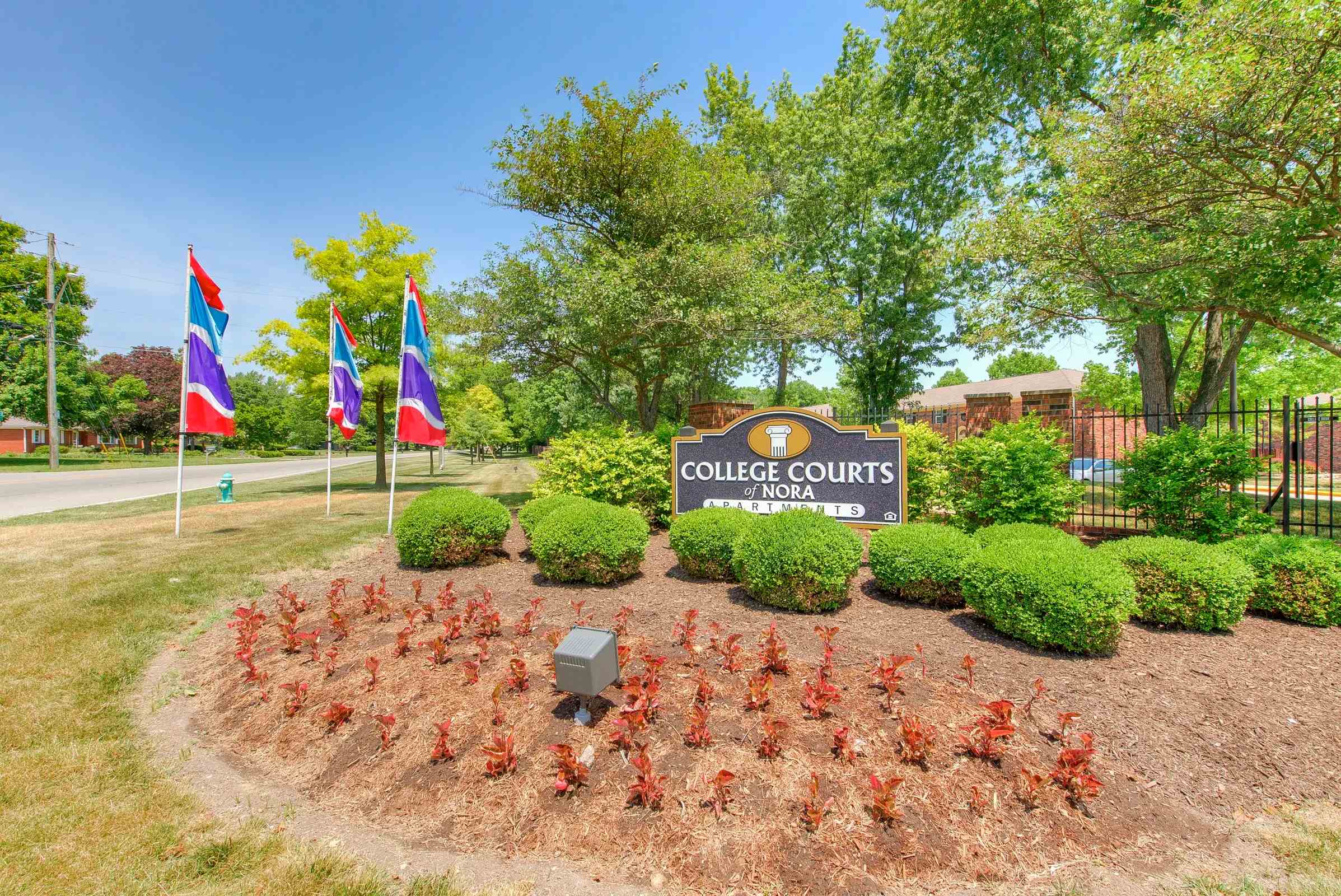 College Courts of Nora Image 1