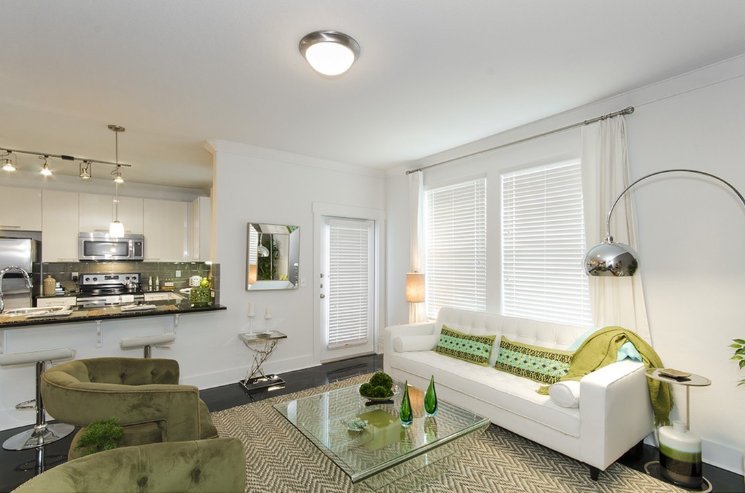 The Towers Woodland Image 29