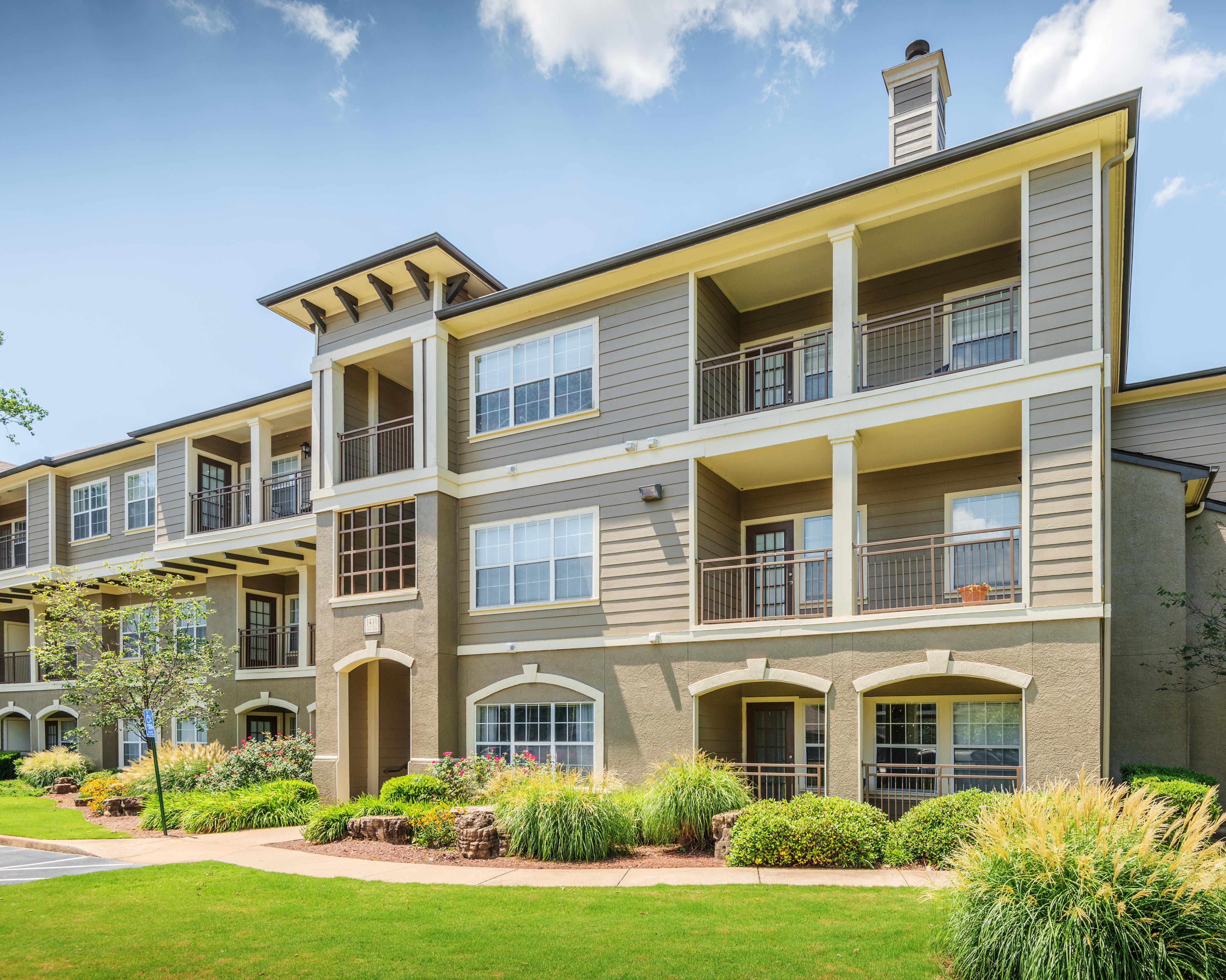 The Estates at River Pointe Image 4