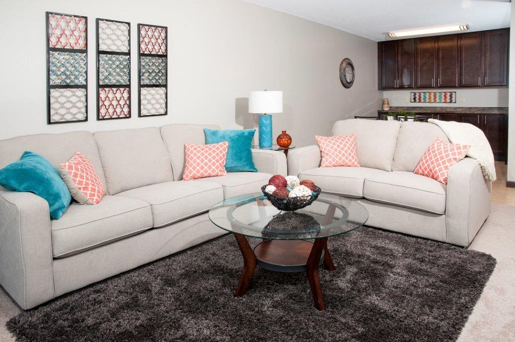 Shoreview Grand Image 19