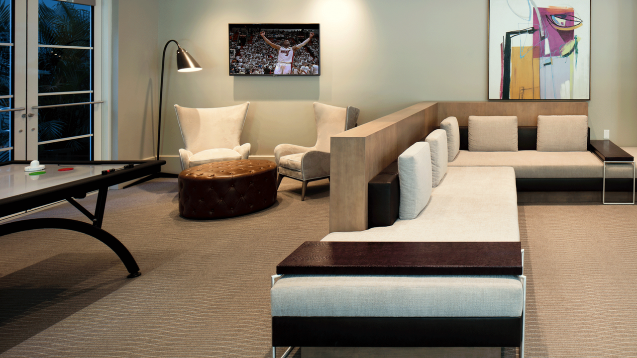 Air hockey and ample lounge seating in our clubhouse.