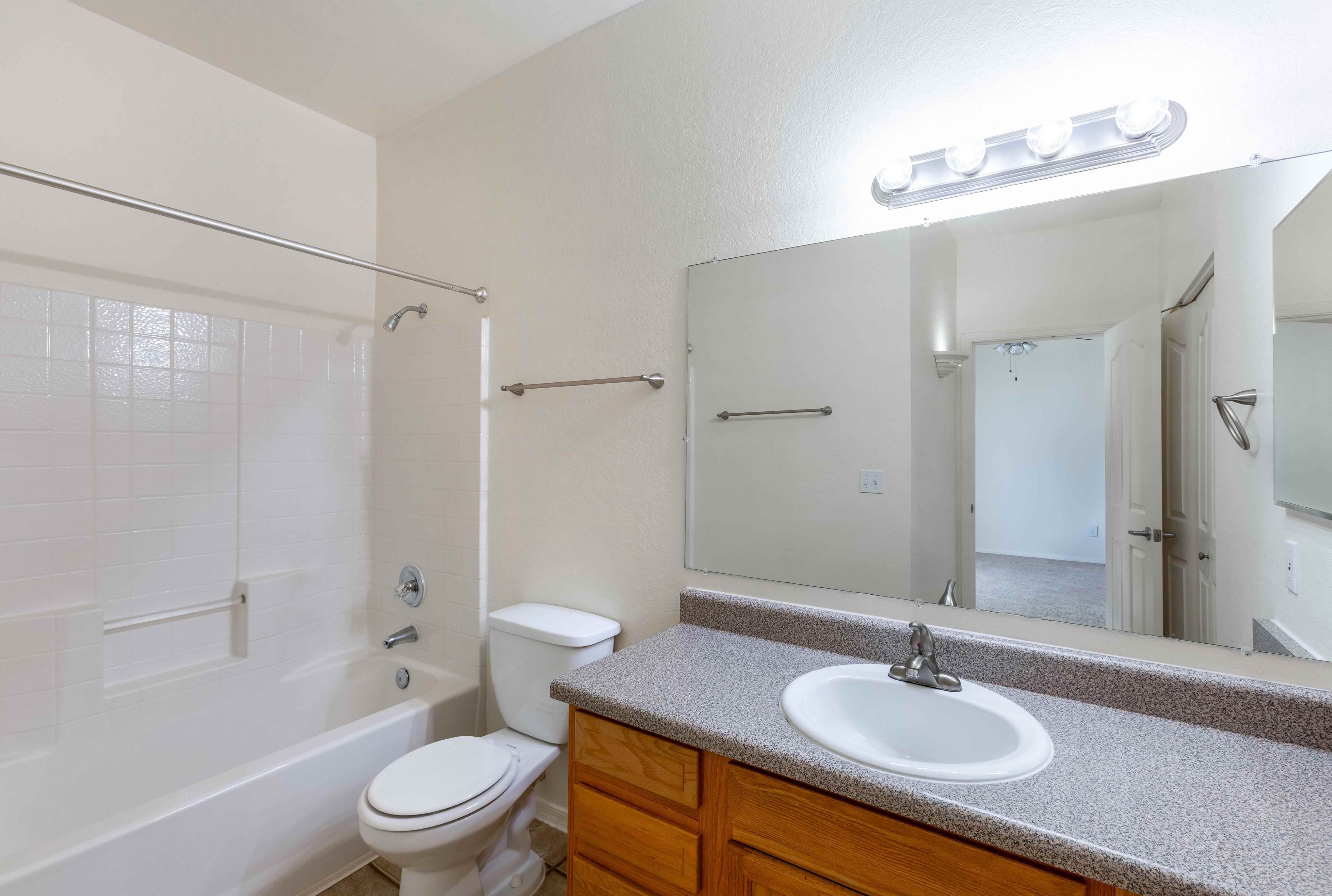 CentrePoint Apartment Homes Image 18