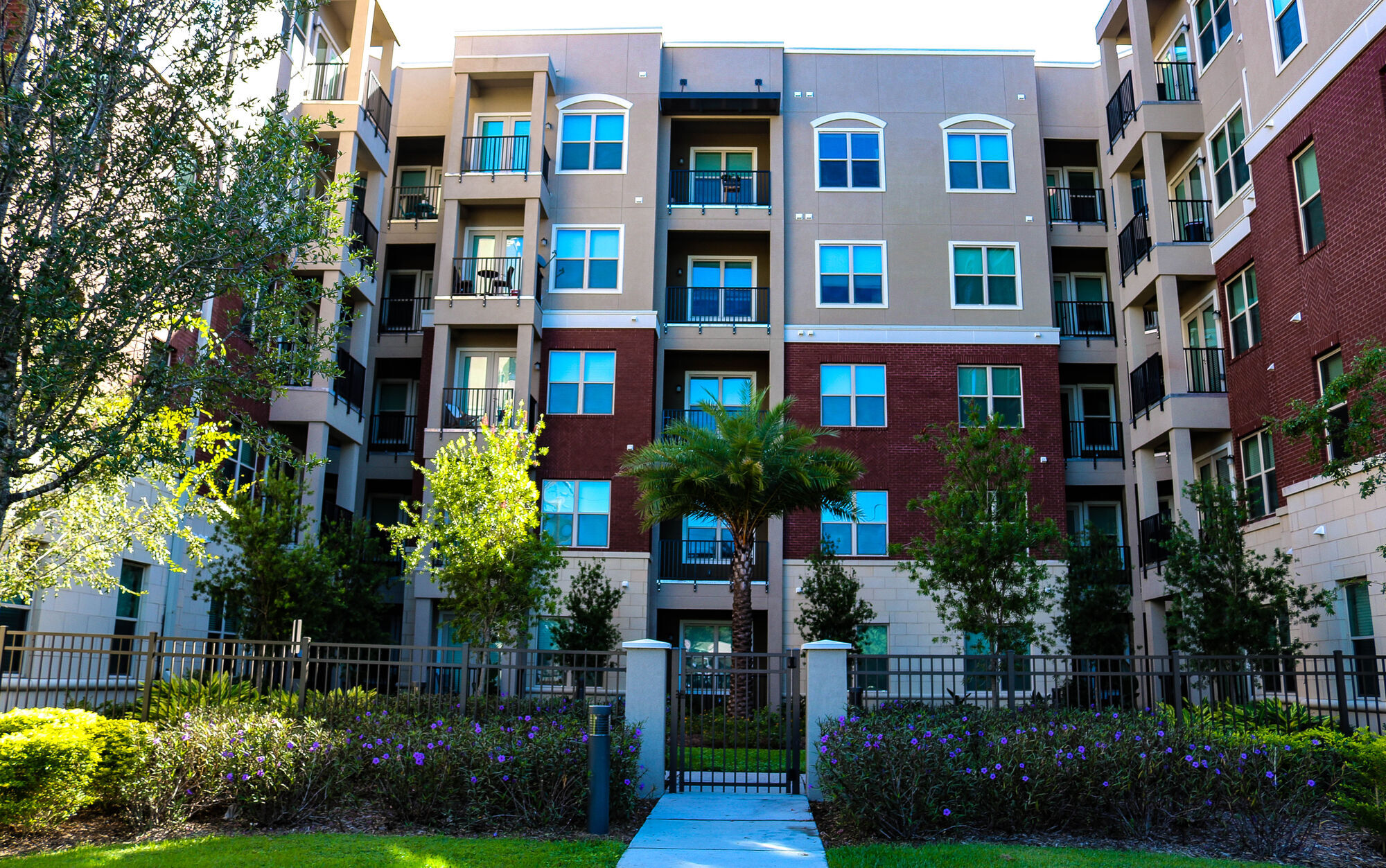 Varela Westshore Apartments Image 45