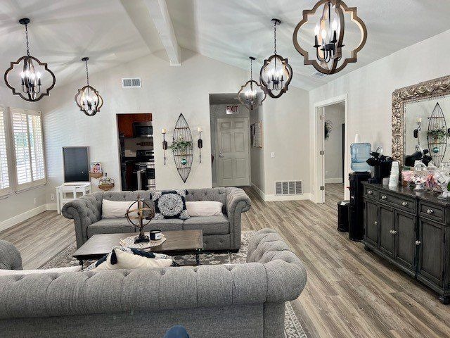 Summer Hills Image 3