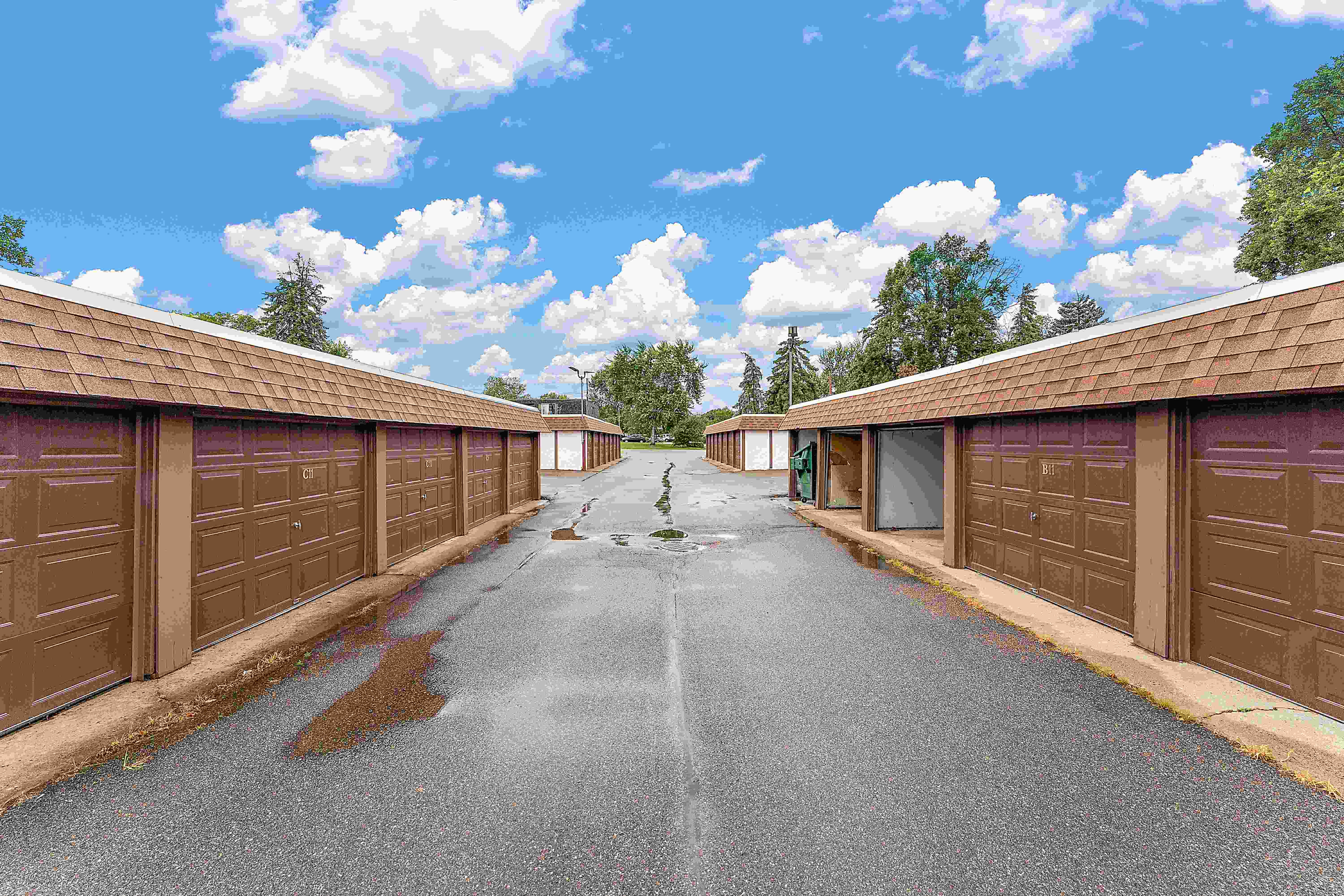 Lancaster Village Apartments Image 68