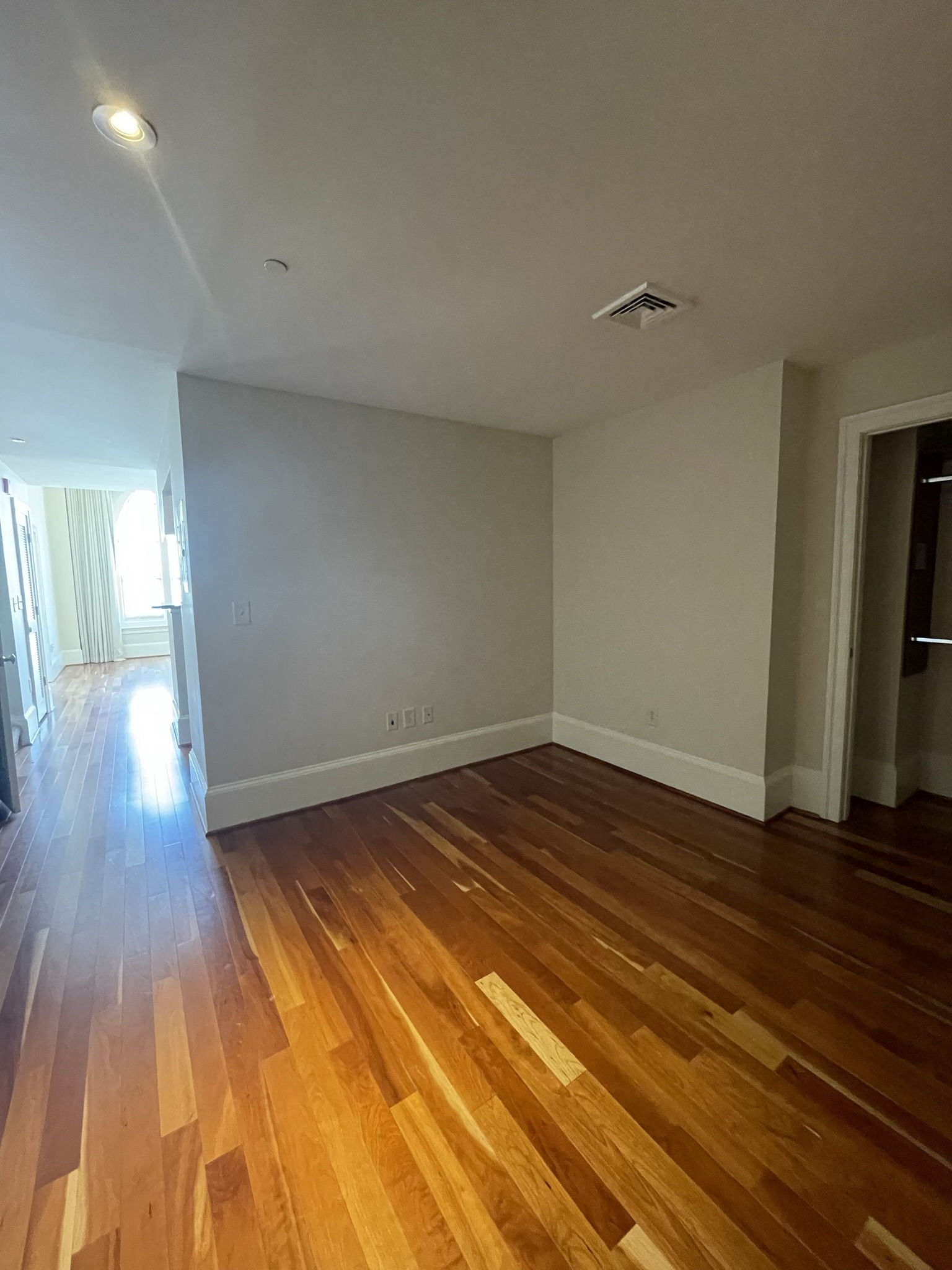 The Apartments at Charles Plaza Image 4