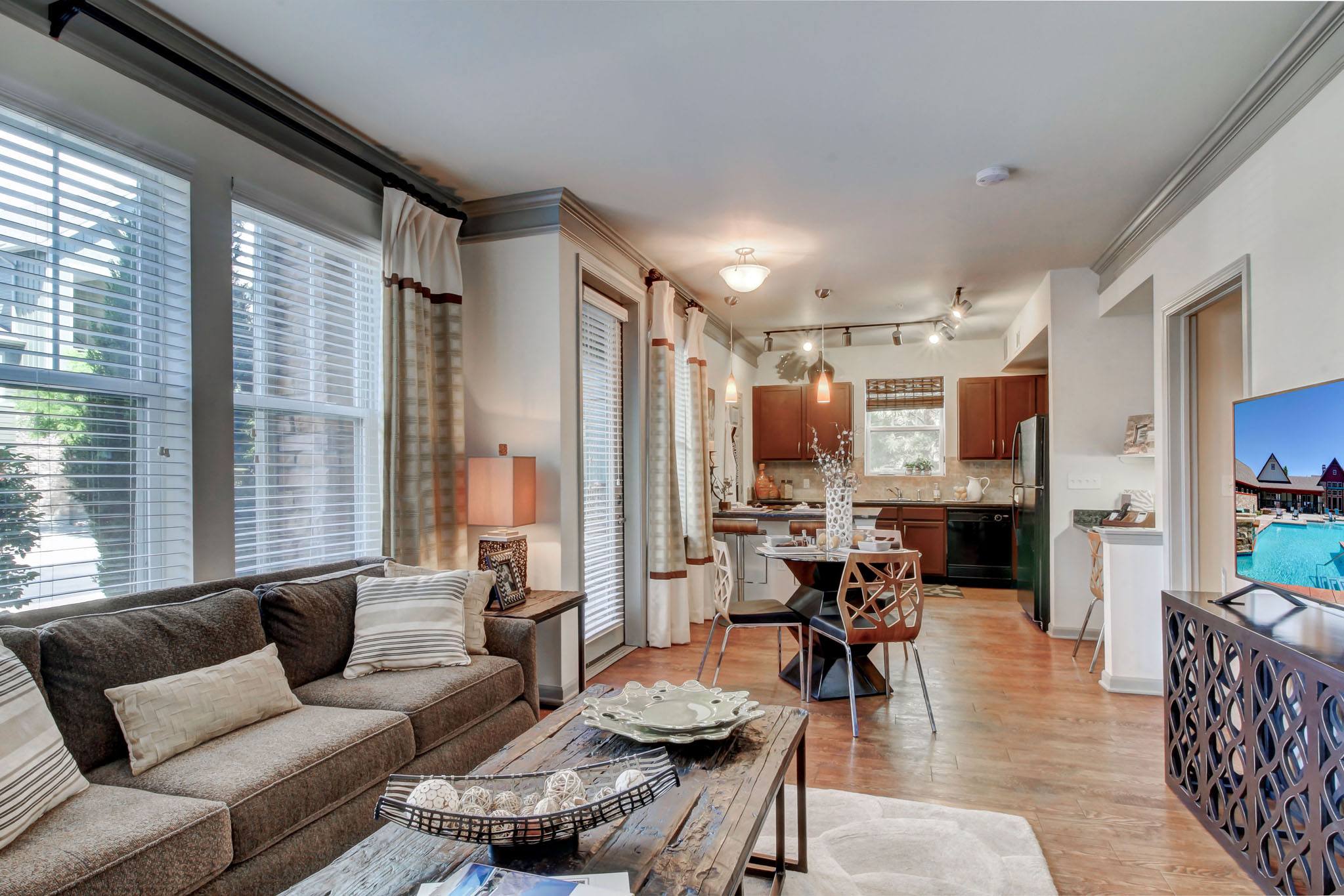 Berkshire Aspen Grove Image 6