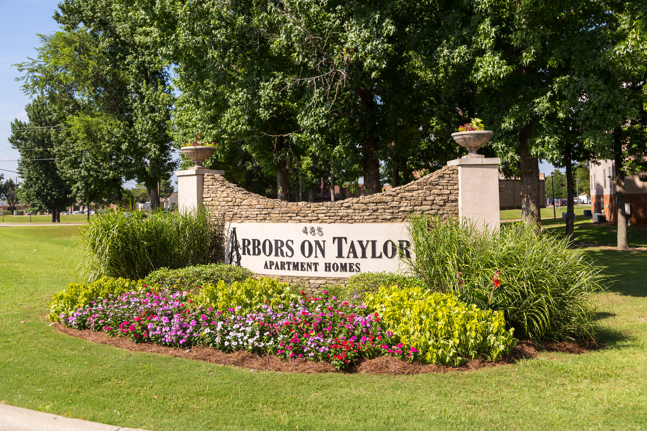 The Arbors on Taylor Image 4