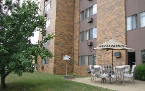 Lincoln Center Senior Apartments Image 3